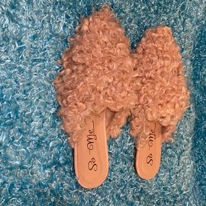 Pink Faux Shearling pointed flat mules